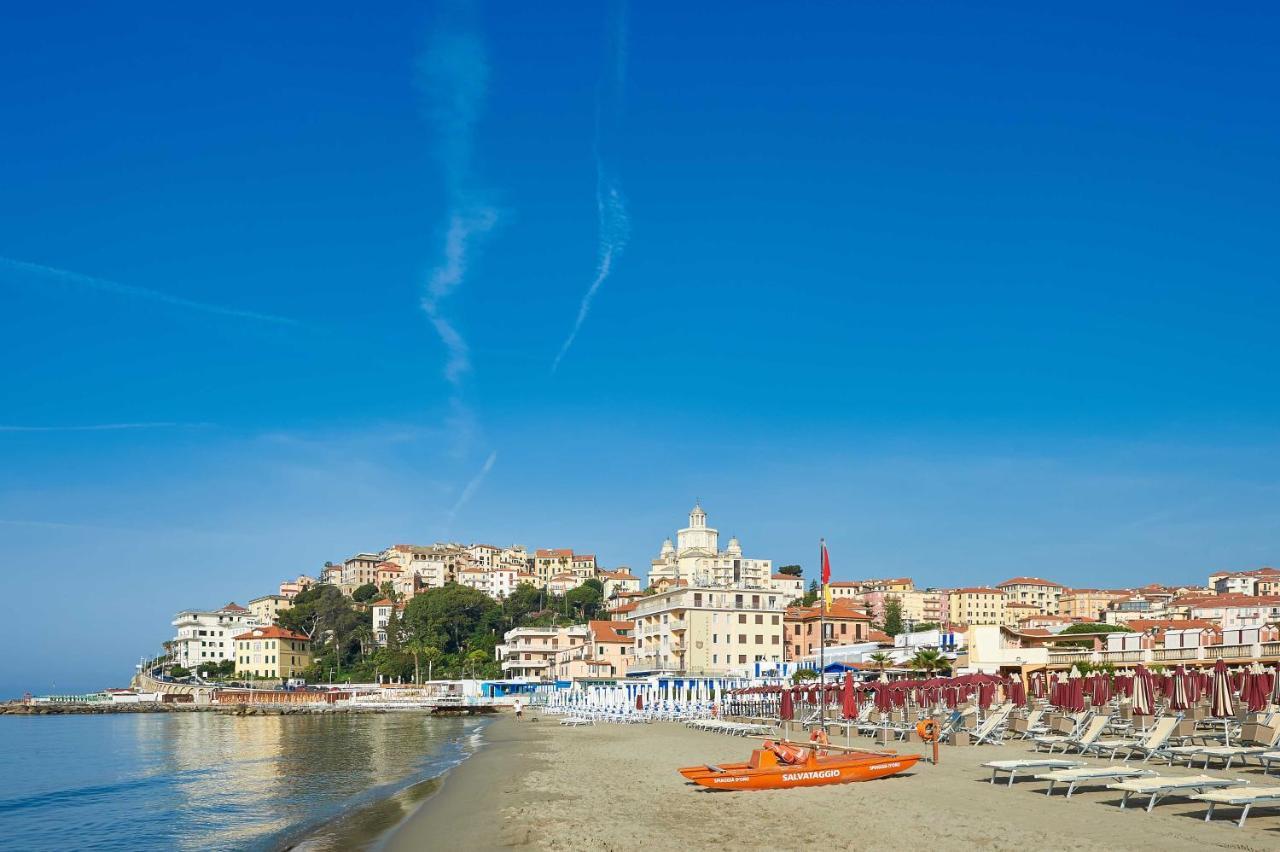 Hotel Corallo Imperia Esterno foto